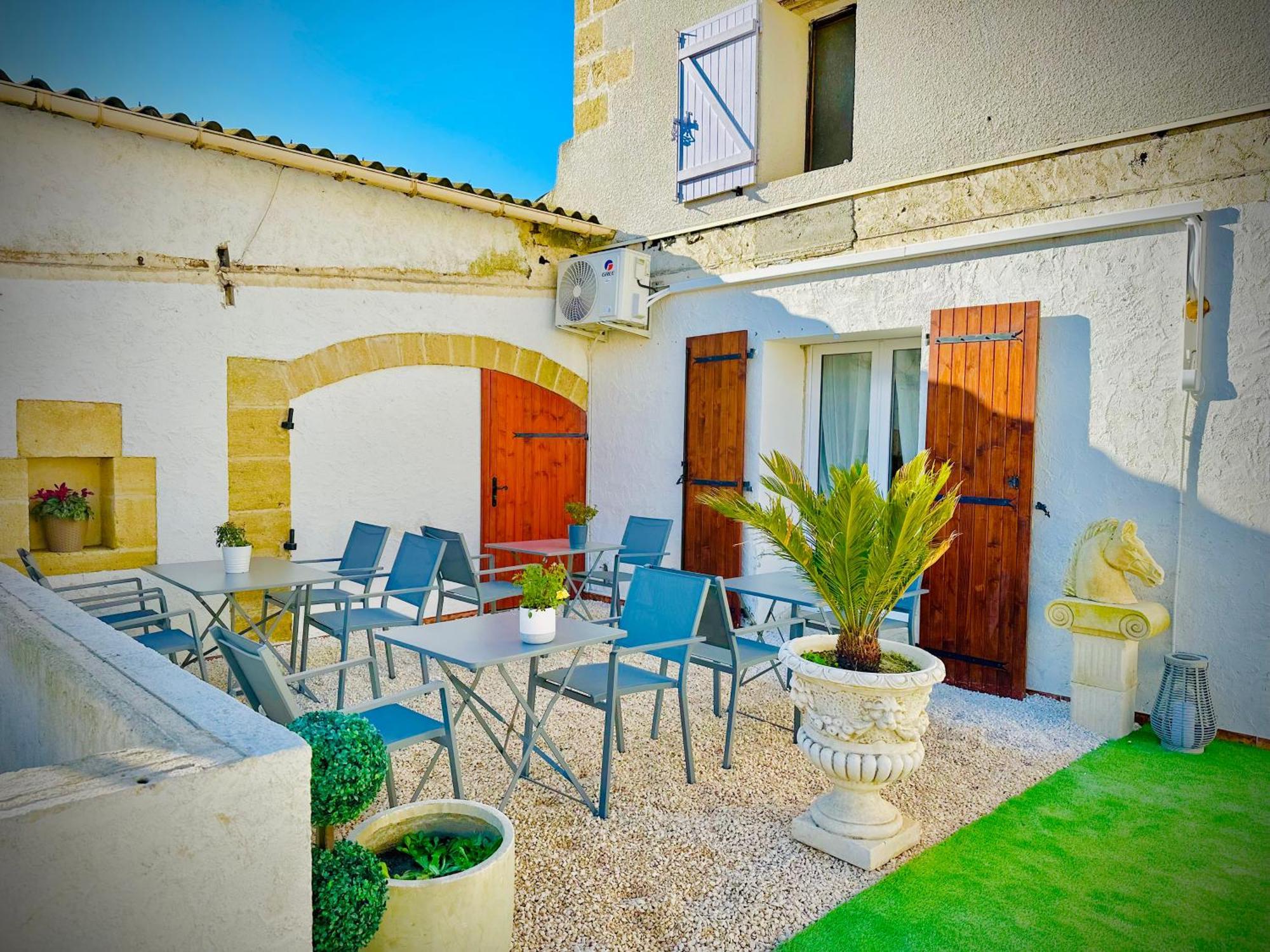 Les Appartements Du Mas - Emeraude Aigues-Mortes Kültér fotó