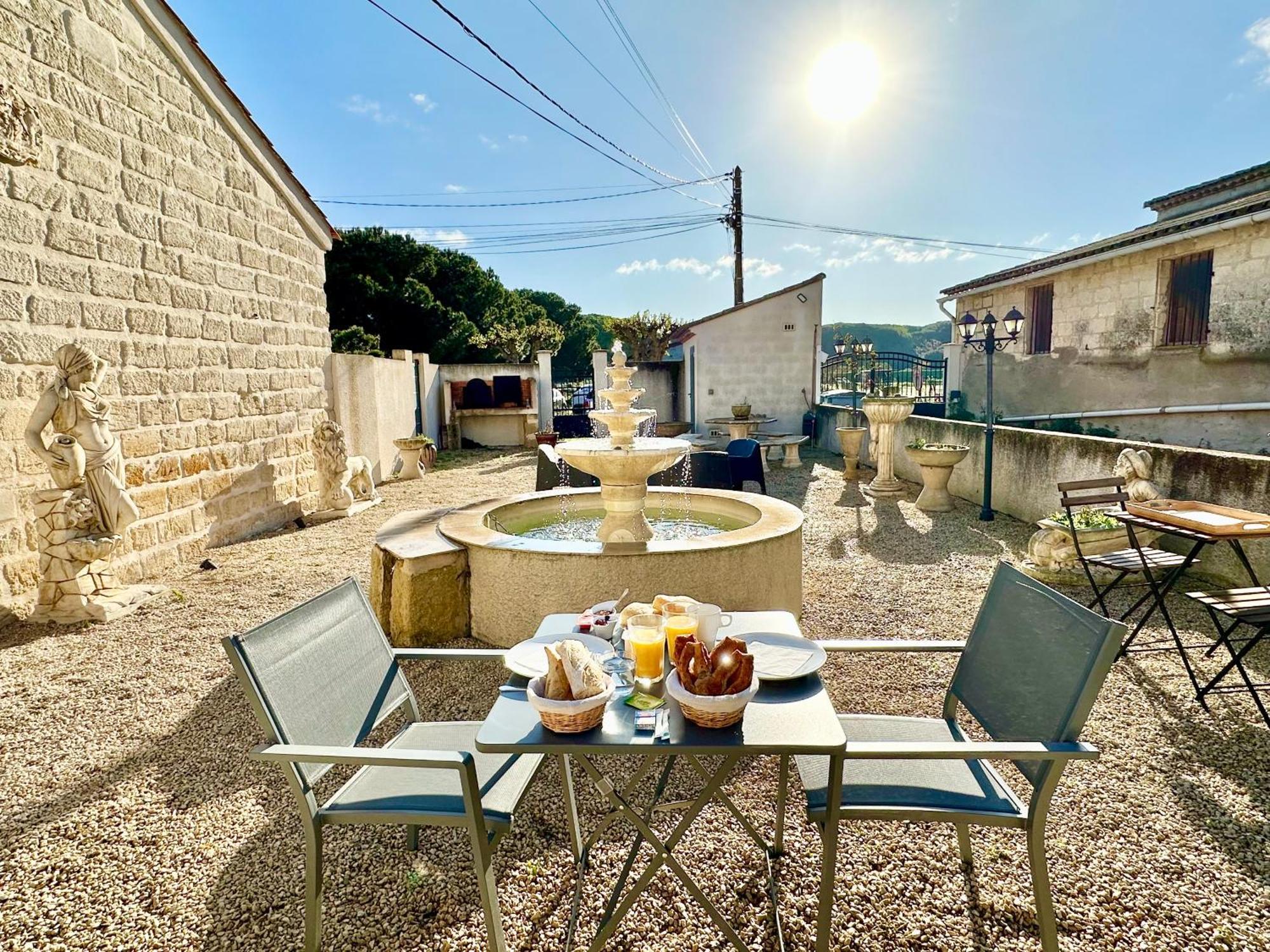 Les Appartements Du Mas - Emeraude Aigues-Mortes Kültér fotó
