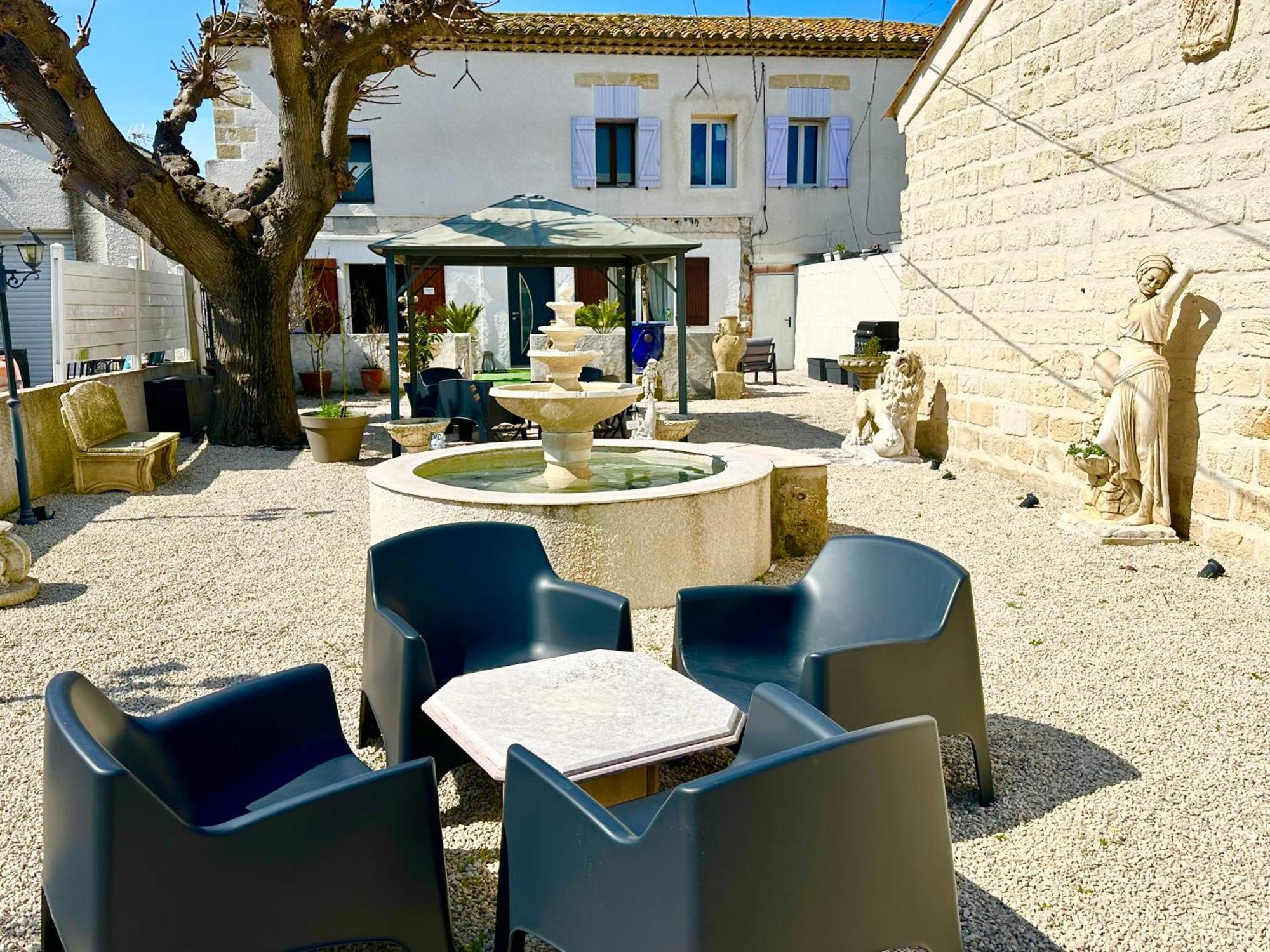 Les Appartements Du Mas - Emeraude Aigues-Mortes Kültér fotó